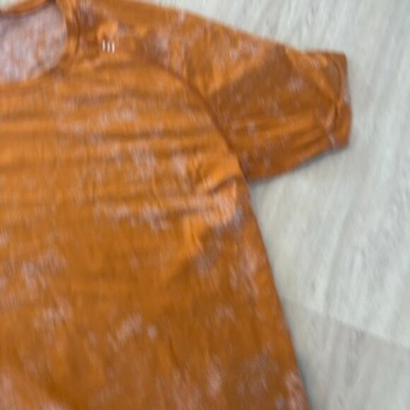 Mens Medium Lululemon Metal Vent Tech Tshirt 2.0, Burnt Orange, MSRP $78 - Picture 4 of 6